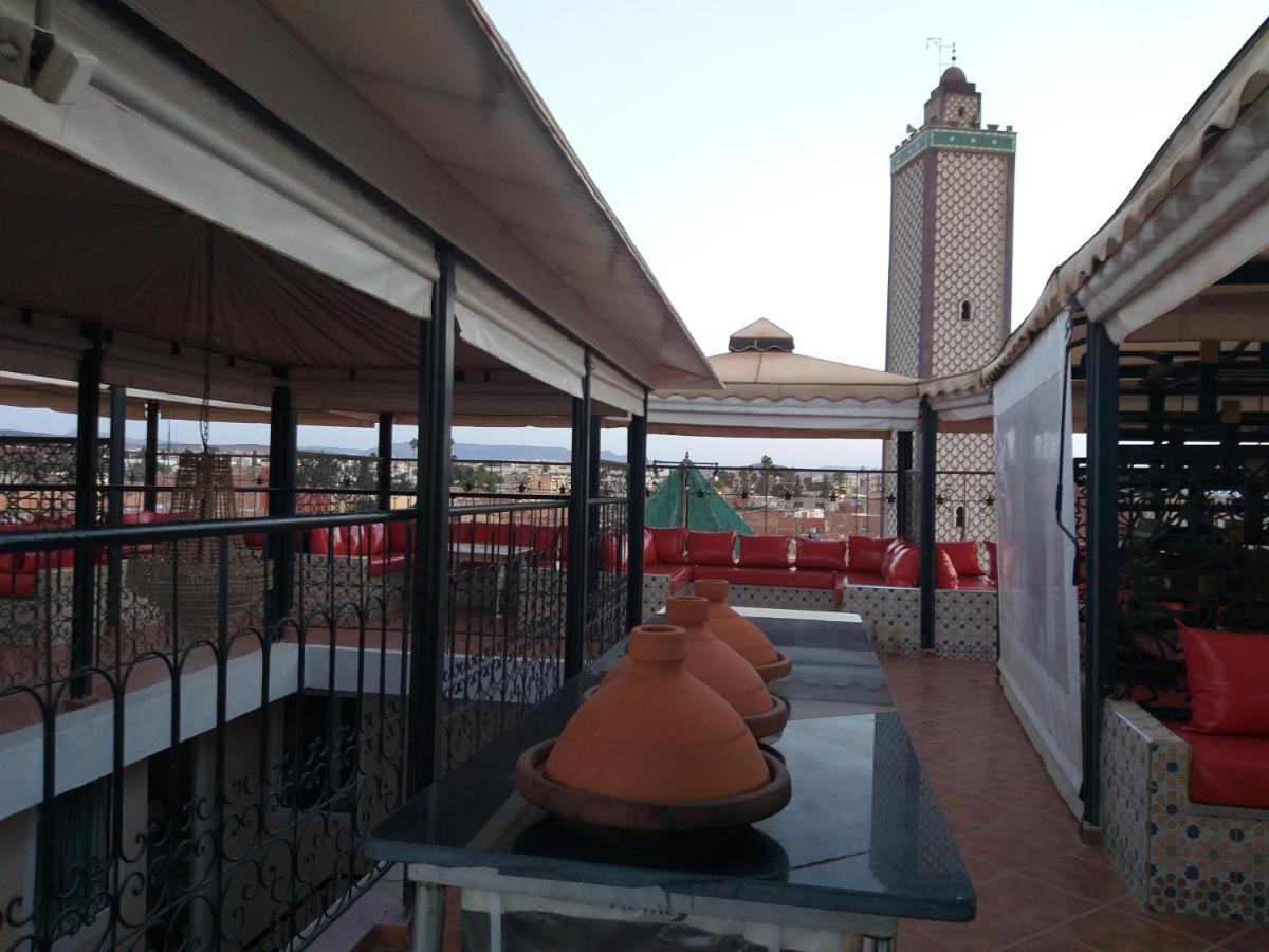 Hotel Lahlou Riad Cafeteria Oujda Buitenkant foto